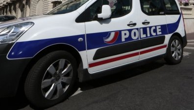 Нападение с нож в Париж, четирима души бяха убити (Обновена)