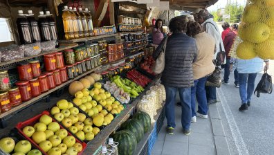 Цените на храните отбелязаха минимален спад тази седмица