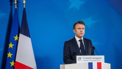 Макрон: Не трябва да позволяваме на Орбан да държи&nbsp;ЕС като заложник