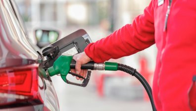 Цените на петрола поеха надолу