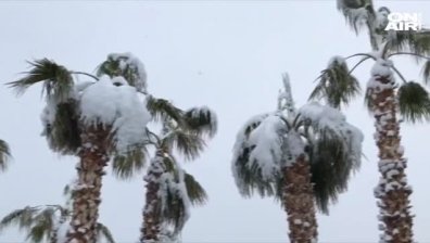 Отново снежна буря в Лас Вегас - опасно време, но и забавление