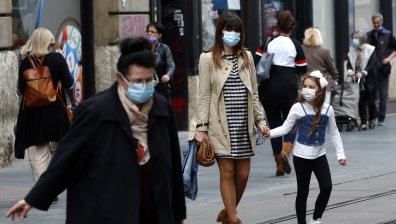 Спират помощите на безработните в Австрия, ако откажат да се ваксинират