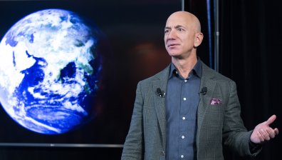 Безос си подарил суперяхта за $500 млн. (+ ВИДЕО)