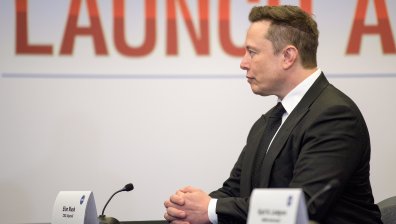 Мъск вече е четвъртият най-богат човек в света