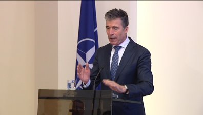 Да намерим изход от кризата в Украйна чрез диалог, призова Расмусен