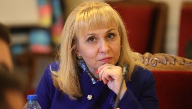 Ковачева: В Закона за колекторите липсват много важни гаранции за гражданите