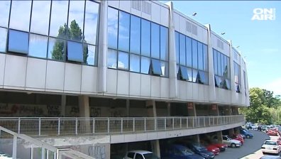 Паркингът на Националния стадион вече е платен