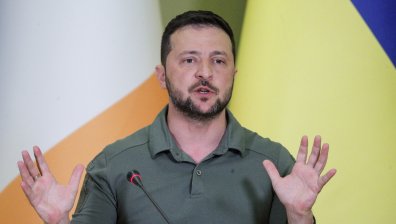 Зеленски: Контранастъплението се бави, защото нямаме боеприпаси и оръжия