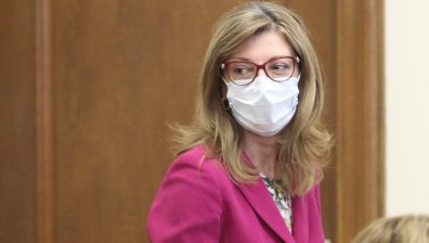 Захариева: България да инициира дебат за общи критерии за свободното придвижване