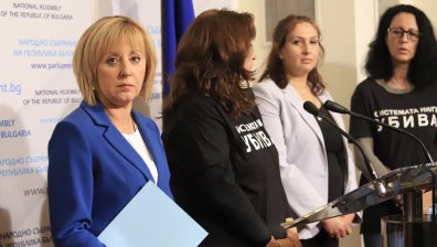 Майките от "Системата ни убива" и партията на Манолова отиват заедно на избори
