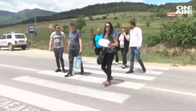 Блокираха път заради безводието във Велинград