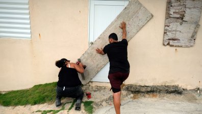 Ураганът Дориан се насочи към Флорида, обявиха извънредно положение