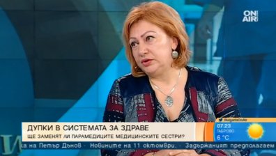 Не може на място за медицинска сестра да работи парамедик, категоричен е специалист