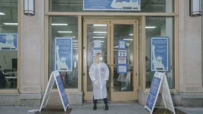 Няма значение дали си ваксиниран: САЩ ще изискват отрицателен тест за влизане в страната