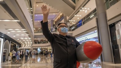 Kим Чен Ун: Ядрените оръжия гарантират оцеляването на КНДР