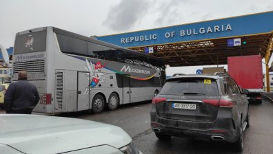 Румънски шофьор прегази патрулка с полицаи на ГКПП "Дунав мост"