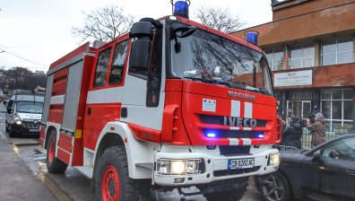 Военни се включват в гасенето на големия пожар край Свиленград