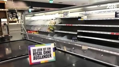 Без чужди стоки в магазина: Празни рафтове и хладилници