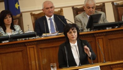 Нинова чака Борисов в НС: Ще разположи ли НАТО сили в Черно море?