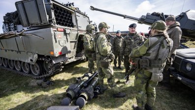 В Швеция тайно обучават хиляди украински войници