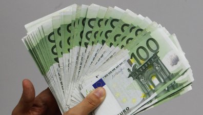 КНСБ: Скандално е минималната заплата за 2026 г. да е 605 евро