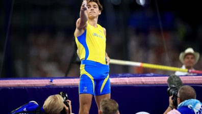 Олимпийският шампион Арманд Дуплантис е фен на култовия Юсуф Дикеч