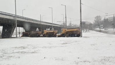 Росен Желязков разпореди денонощно наблюдение на пътищата