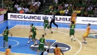 Македония и Испания на финала на Евробаскет 2011