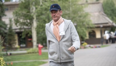 Масови съкращения: Собственикът на "Билд" и "Политико" заменя журналисти с изкуствен интелект