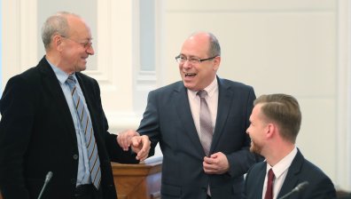 Бизнес, правителство и синдикати обсъждат проектобюджета за 2023 г.