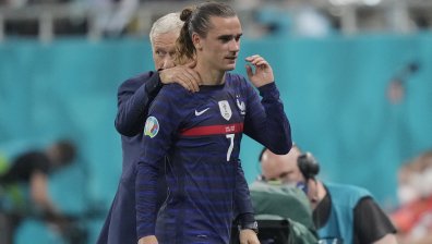 Гризман попиля Финландия и изравни Платини по голове за Франция