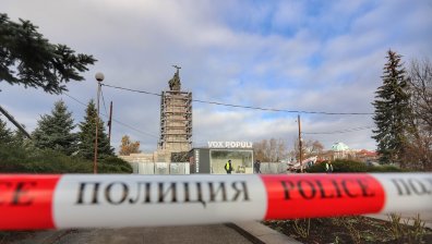 Демонтират Паметникa на съветската армия в София