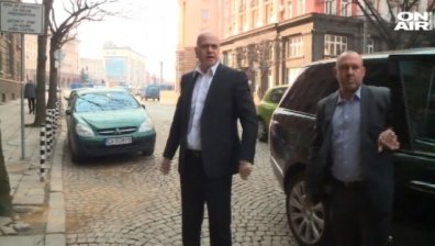 Слави Трифонов ще разговаря с желаещите да станат политици