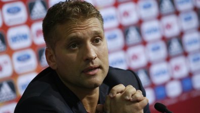 Стилиян Петров се готви за треньорски пост