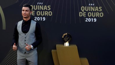 Роналдо е футболист №1 на Португалия за рекорден 10-и път
