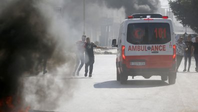 Израел удари линейка близо до най-голямата болница в Газа, ръководителят на СЗО е "шокиран"