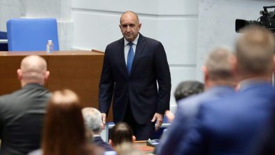 Консултации на фона на разцепление: ПБ реди кабинет, докато ПП и ДБ се разделят