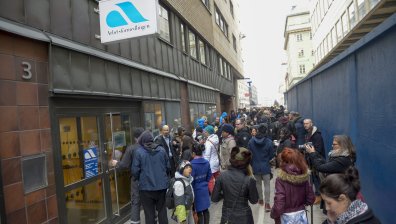 Бюрото по труда в Стокхолм покани по грешка 61 хил. души на интервю