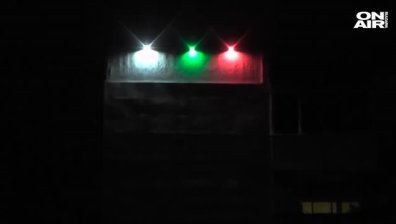 Варненски блок светна в цветовете на националния трибагреник