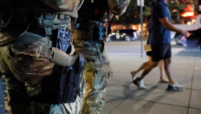 Тръмп прати въоръжени части на Националната гвардия да патрулират във Вашингтон