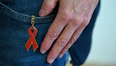 ХИВ в България: Над 80% от заразените са мъже, профилактиката остава ограничена