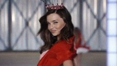 Сутиен за $2.5 млн. представи Victoria&rsquo;s Secret  на грандиозно шоу