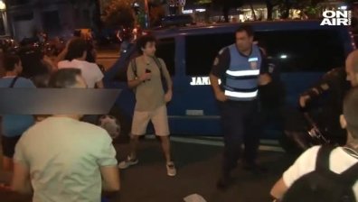 Хиляди румънци на протест в Букурещ срещу управляващата коалиция