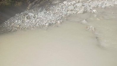Руднични води замърсиха река Маданска заради скъсана дига