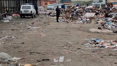 Смразяваща находка в Сливен: Тяло на бебе в кашон на сметище