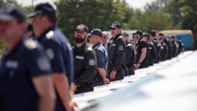 15 000 полицаи охраняват изборите
