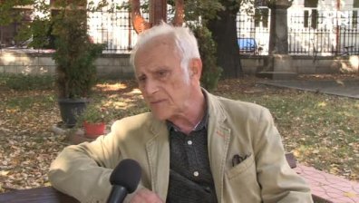 След смъртта на Виктория: Свекърът ѝ застава пред камера