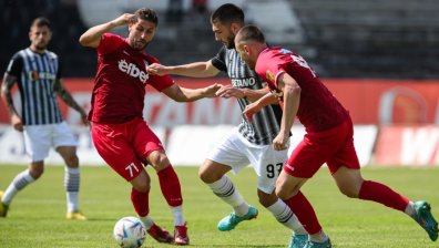 "Локо" (Сф) падна от "Марек" (Дупница) с 1:2. Стоев: Допускаме страшно много грешки