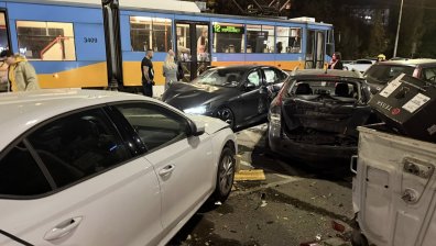 Пиян шофьор помете шест коли в центъра на София