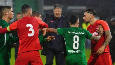 "Лудогорец" срази "Царско село" с 4:0 при завръщането на Любо Пенев